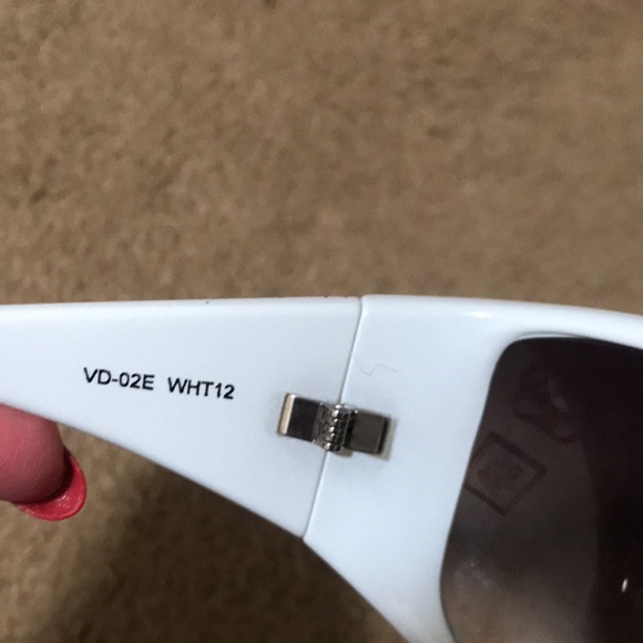 🌸NEW🌸 Von Dutch Rare VTG Flying Eyeball Highway Hero Sunglasses - Picture 9 of 16